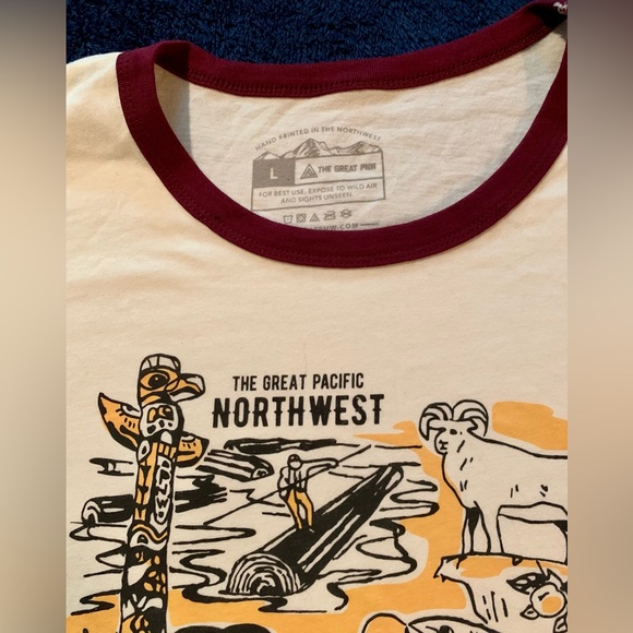 NWOT The Great PNW T-shirt Women’s Large with Animals - Picture 2 of 6